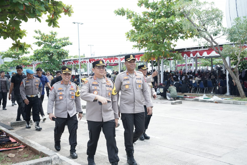Ribuan Jamaah Padati JIS, Kapolres Jakut Tinjau Langsung Pastikan Pengamanan Tabligh Akbar BPPKB Banten