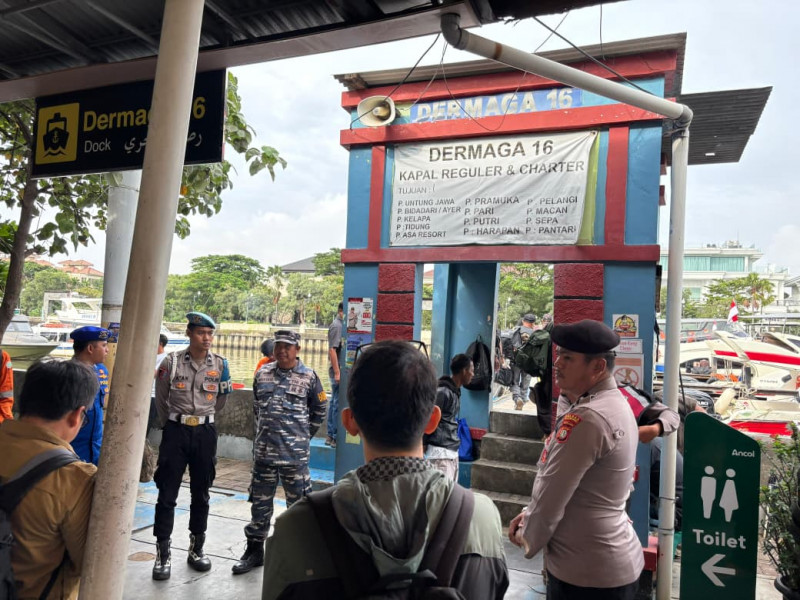 Polres Kepulauan Seribu Gelar Strong Point Humanis di Dermaga Marina Ancol, Jaga Keselamatan Penumpang
