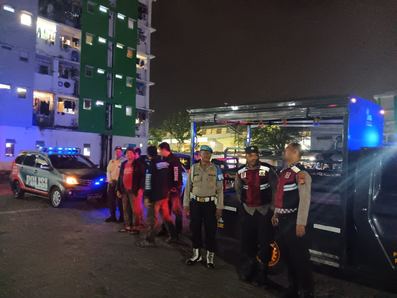 Jaga Jakarta, Jaga Lingkungan, Polsek Metro Penjaringan Gelar KRYD Antisipasi Tawuran dan Kejahatan Jalanan