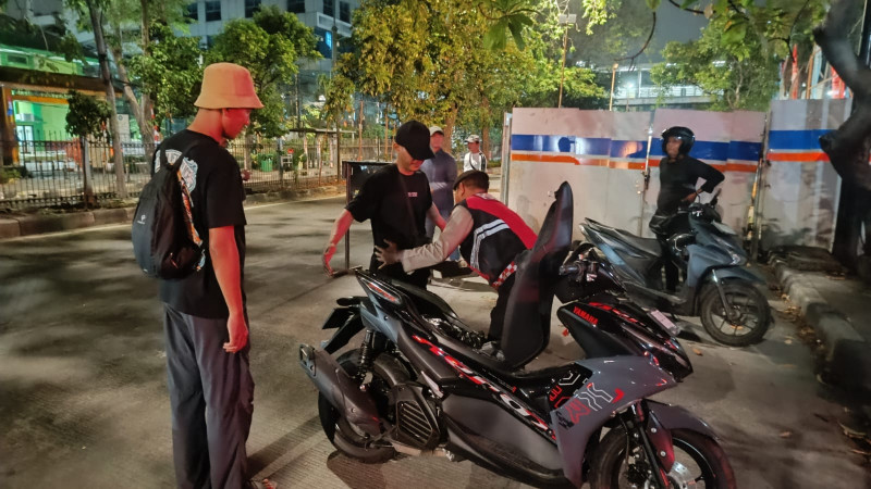 Polsek Metro Penjaringan Gelar KRYD, 12 Motor Tanpa Surat Diamankan Saat Patroli Antitawuran