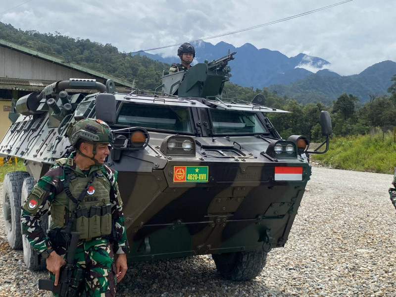 TNI Perkuat Pengamanan di PT Freeport Pasca Serangan KKB, Panser Anoa Disiagakan