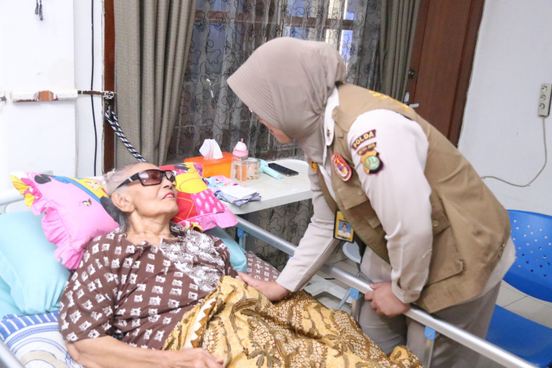 PP Polri Daerah Metro Jaya Gelar Anjangsana Wujud Kepedulian dan Solidaritas Jelang Hari Pahlawan