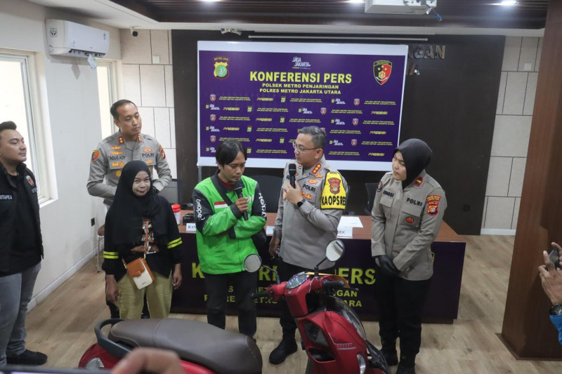 Polres Metro Jakarta Utara Ungkap Kasus Polisi Gadungan Rampas Motor Driver Ojol