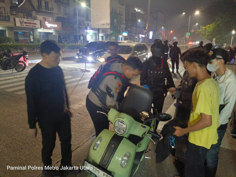 Patroli KRYD dan Razia Stasioner Polres Metro Jakarta Utara Berlangsung Aman, Situasi Kondusif