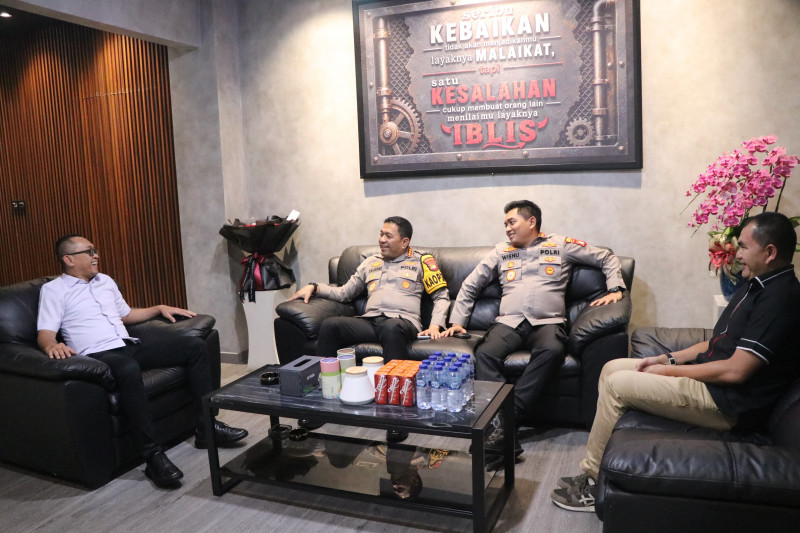 Kapolres Metro Tangerang Kota Sambangi Kajari, Perkuat Sinergi Penegak Hukum Jaga Kamtibmas