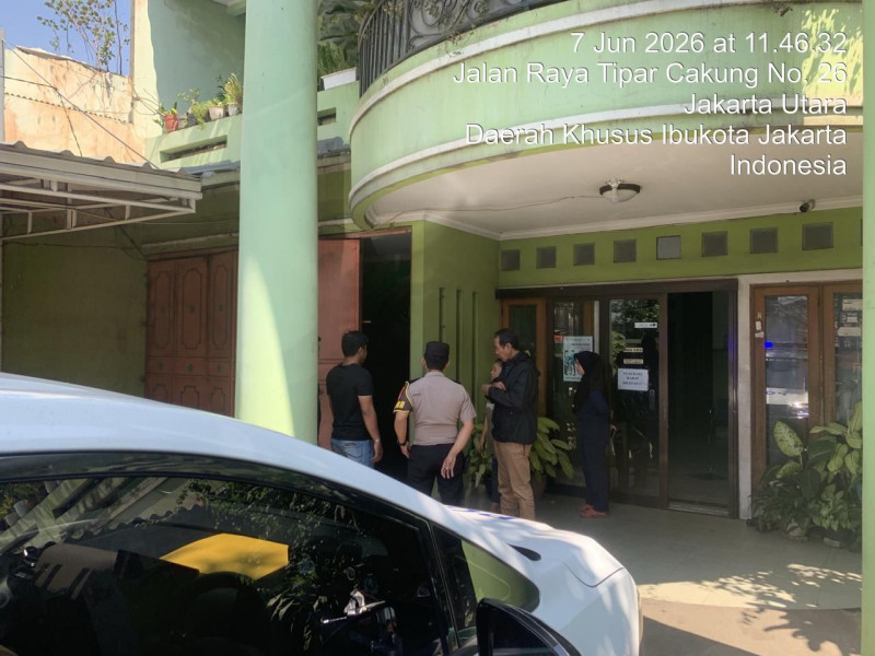Respon Cepat 110, Polisi Olah TKP Pencurian Pajero Sport di Cilincing