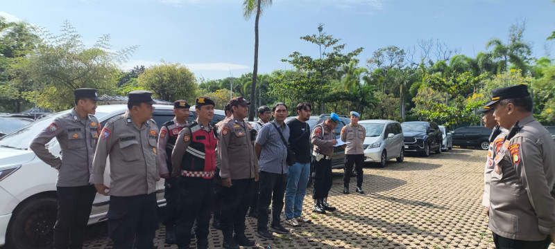 Polsek Pademangan Gelar Apel Pengamanan Hari Ke 3 Rakorbin SDM dan PNS Polri di Ancol