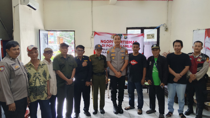 Ngopi Kamtibmas di RW 08 Kelurahan Pejagalan Wujud Kedekatan Polisi dengan Warga