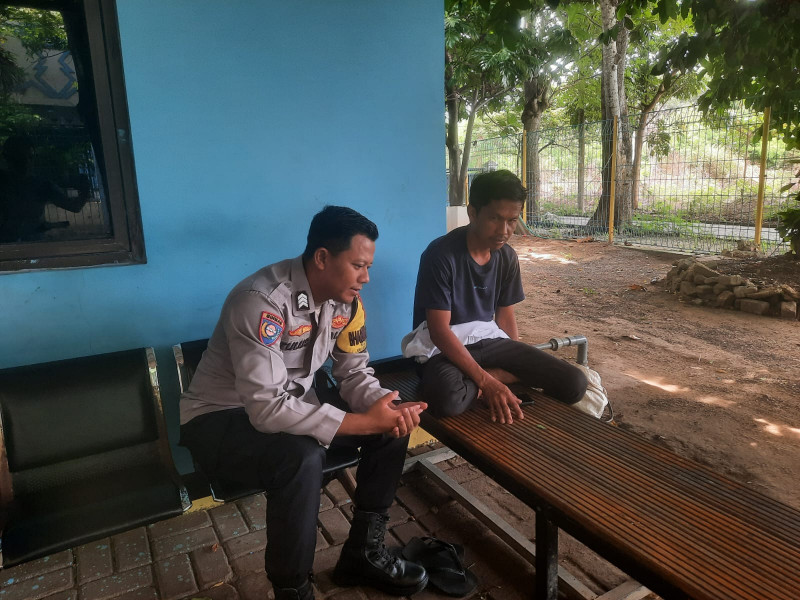 Bhabinkamtibmas Pulau Lancang Ajak Warga Jaga Kamtibmas, Ciptakan Lingkungan Wisata Aman dan Nyaman