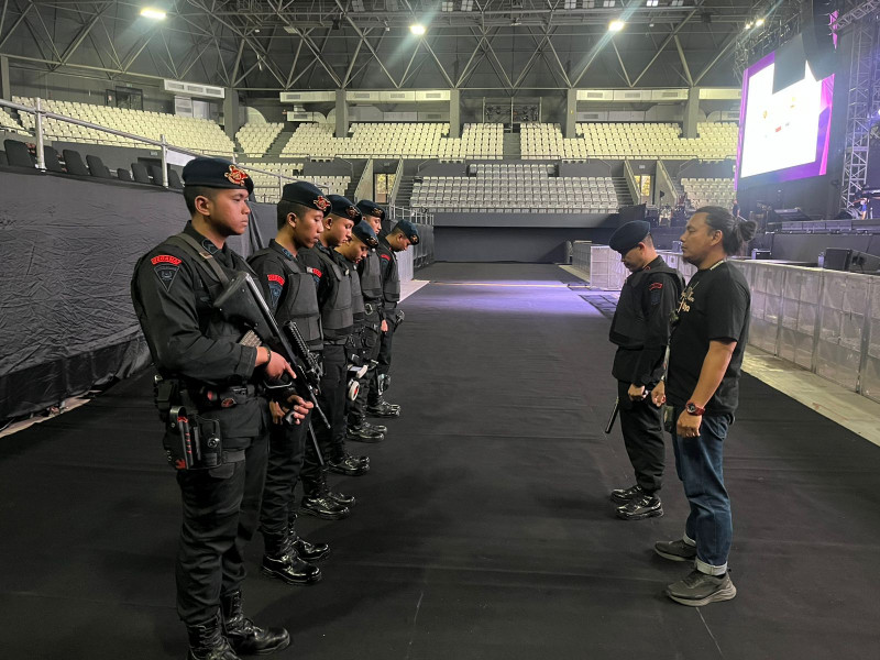 Kenyamanan Penonton Konser Air Supply & Klakustik Live di Tennis Indoor Senayan