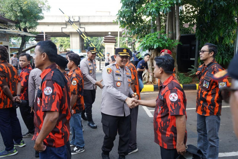 Polres Metro Jakarta Utara Siagakan 247 Personel untuk Pengamanan Aksi Demo Warga Sunter Jaya di Kantor BPN Jakarta Utara