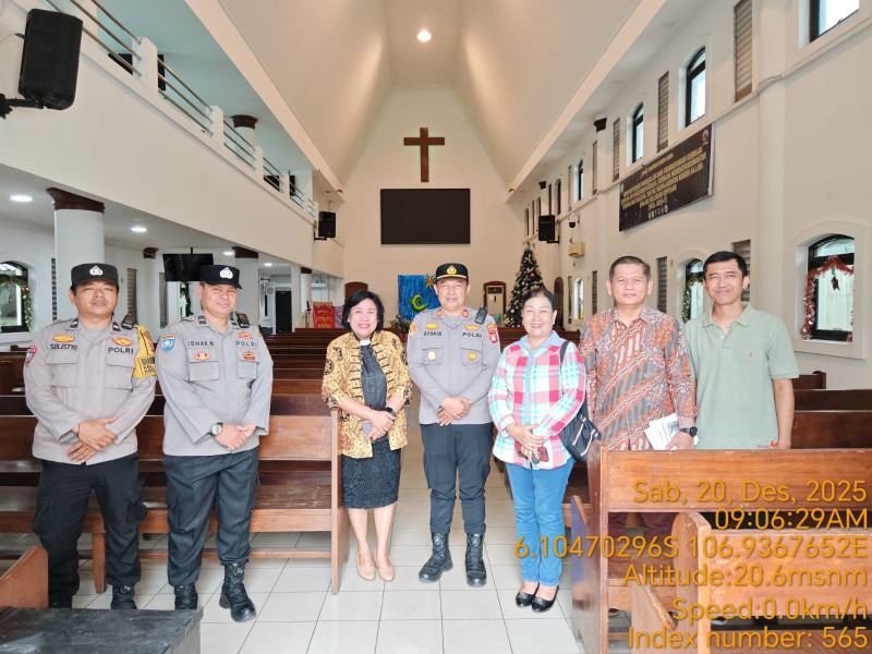 Polsek Cilincing Cek Kesiapan Gereja Jelang Natal 2025 dan Tahun Baru 2026