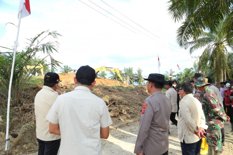 Kepala Staf Kepresidenan RI Berikan Apresiasi kepada Polri atas Pembangunan Hunian Tetap di Aceh Tamiang