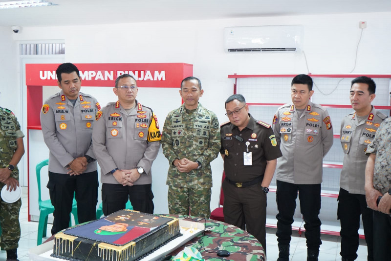 Forkopimko Jakarta Utara Beri Kejutan, Dandim 0502 Jakut Rayakan Ulang Tahun ke-44 di Koperasi Merah Putih