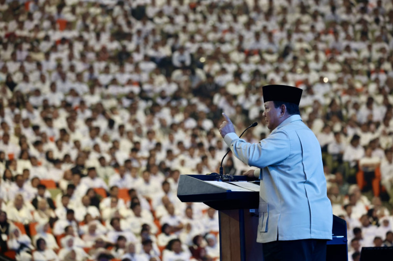 Di Hadapan Belasan Ribu Pelaksana MBG, Prabowo: Kepentingan Rakyat di Atas Semua Kepentingan
