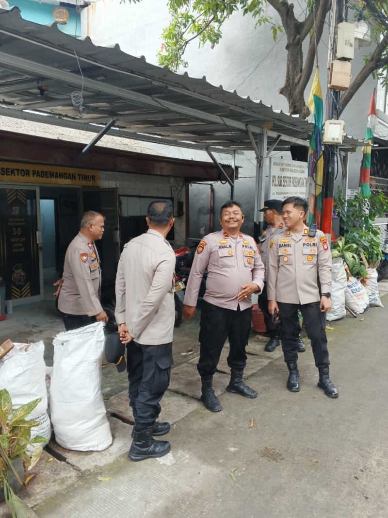 Kapolsek Pademangan Tinjau Polsubsektor dan Cek Persiapan Posyan Ancol Jelang Operasi Ketupat Jaya 2026