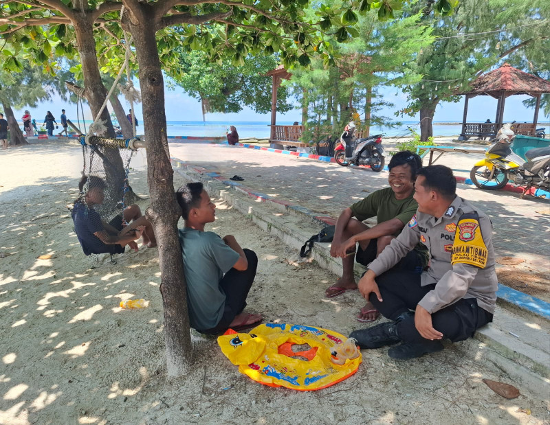 Bhabinkamtibmas Pulau Tidung Sambang Warga Lewat Jakarta On The Spot, Sosialisasikan Layanan Polri 110