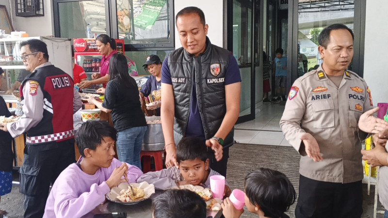 Polsek Metro Penjaringan Laksanakan Bakti Religi dan Bakti Sosial di Rumah Diakonia Jala Benaya