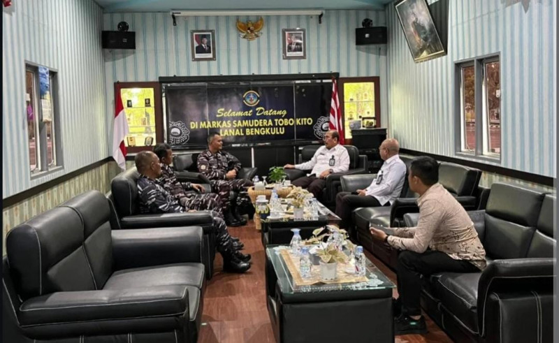 Silaturahmi Pererat Sinergi, Danlanal Bengkulu Sambut Kepala Kantor Wilayah Direktorat Jenderal Imigrasi Bengkulu