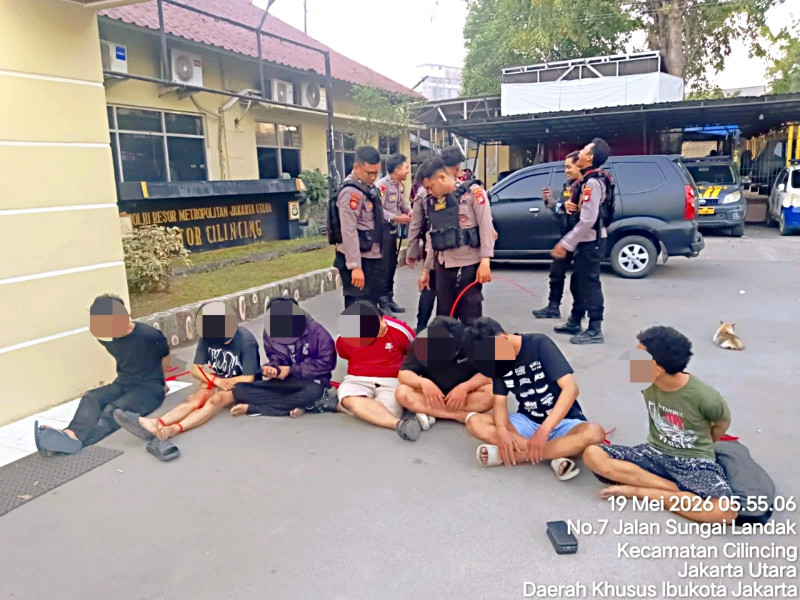 Polisi Gagalkan Dugaan Tawuran di Cilincing, Tujuh Orang Diamankan Bersama Tiga Senjata Tajam