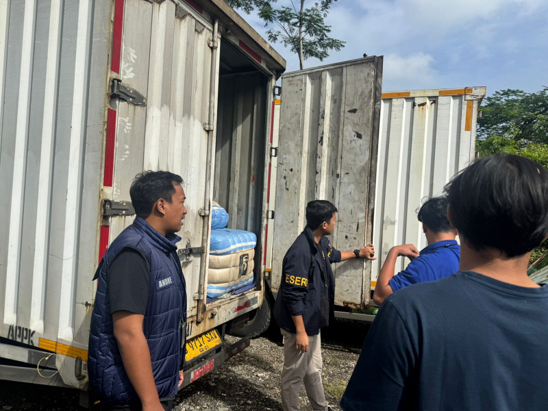 Polda Metro Jaya Bongkar Sindikat Ballpress Ilegal, 207 Ball Diamankan