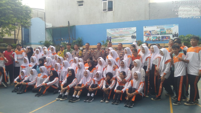 Polisi Sambangi SMK Negeri 23 Jakarta Utara, Ingatkan Pelajar Hindari Tawuran dan Narkoba