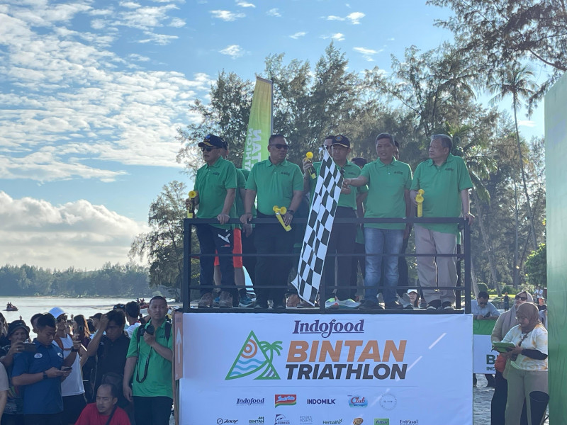 Danlanal Bintan Hadiri Indofood Bintan Triathlon