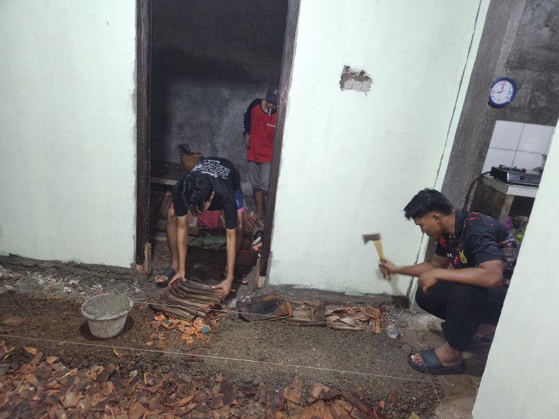 Pantang Pulang Sebelum Rampung, Satgas TMMD Ke 128 Kodim 0507/Bekasi Lembur Bangun Rutilahu
