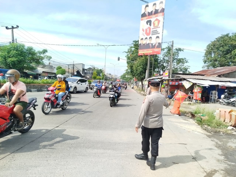 Demi Mudik Aman, Polisi dan TNI Bersinergi Atur Lalu Lintas di Kalijaya