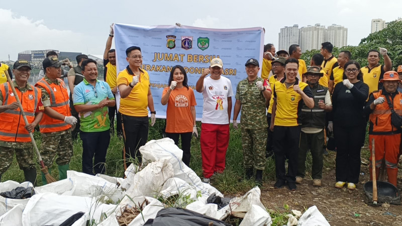 Polsek Metro Penjaringan Gelar Apel Jum’at Bersih, Wujudkan Gerakan Indonesia Asri Bersama Tiga Pilar