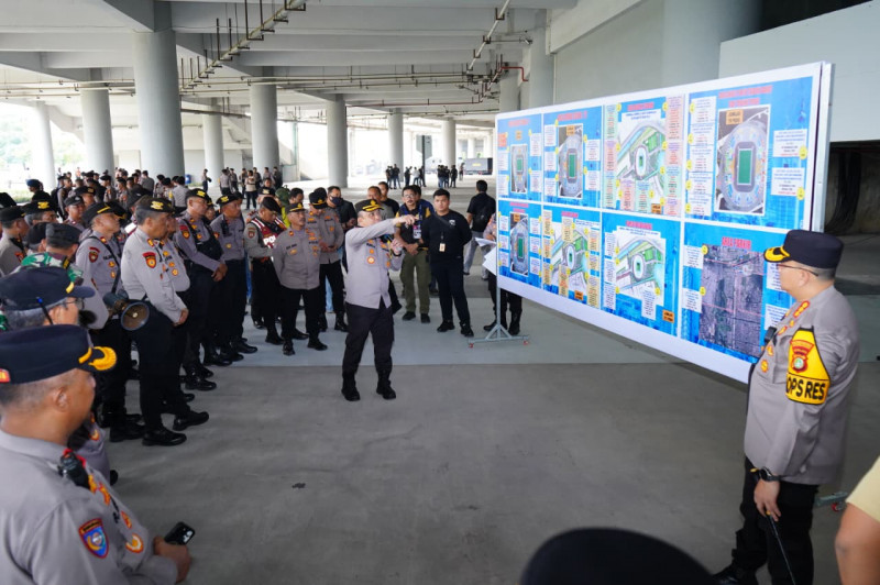 1.788 Personel Gabungan Amankan Laga Persija Jakarta vs Bali United di JIS