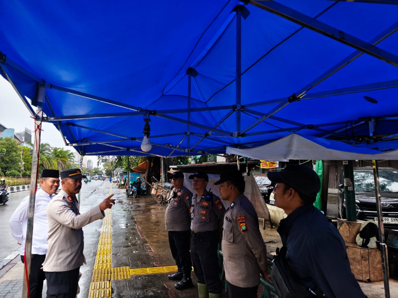 Polsek Pademangan Gelar Apel Penyekatan Jaga Jakarta, Antisipasi Pergerakan Massa ke Jakarta Pusat