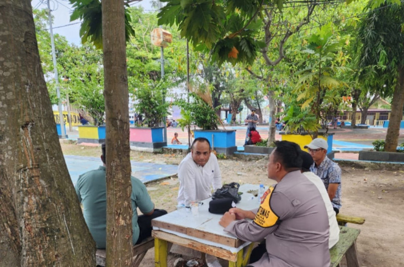 Bhabinkamtibmas Pulau Pramuka Sambangi Toga, Tomas dan Toda Ajak Cegah 3C dan Jaga Kamtibmas
