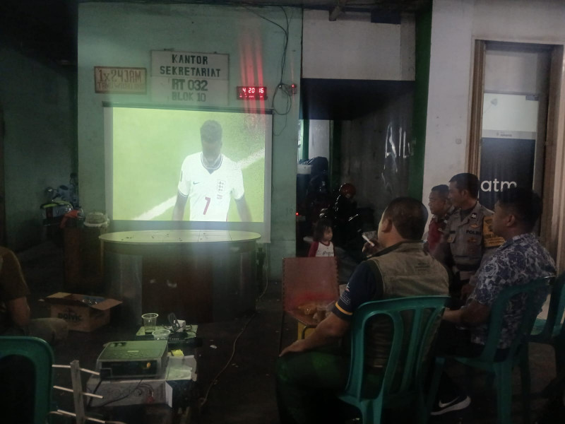 Polsek Metro Penjaringan Gelar Nobar Piala Dunia 2026 Bersama Warga, Perkuat Sabuk Kamtibmas