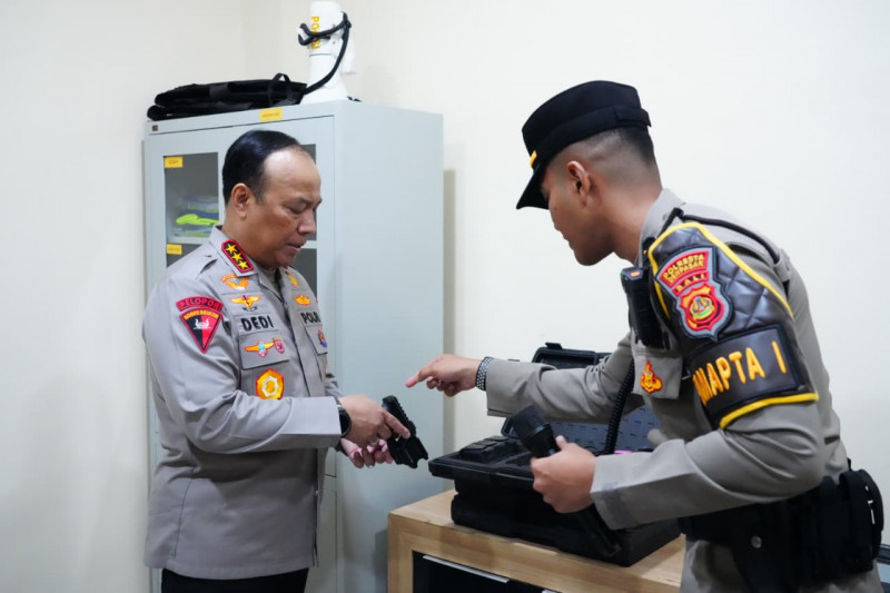 Polri Berbenah: Wakapolri Tinjau Peningkatan Pelayanan SPKT di Denpasar, Jawaban Nyata Terhadap Tuntutan Masyarakat Akan Pelayanan Cepat, Adil dan Transparan