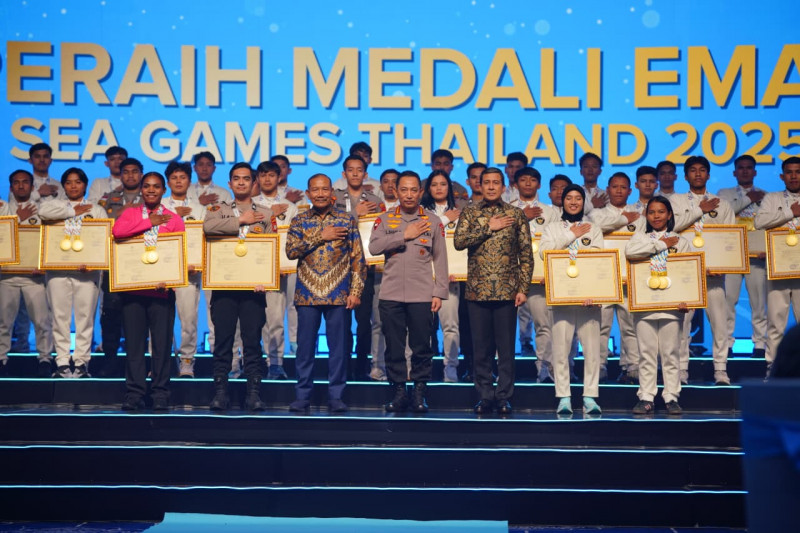 Kapolri Beri Apresiasi ke Atlet Polri dan Non Polisi yang Berprestasi di Sea Games 2025