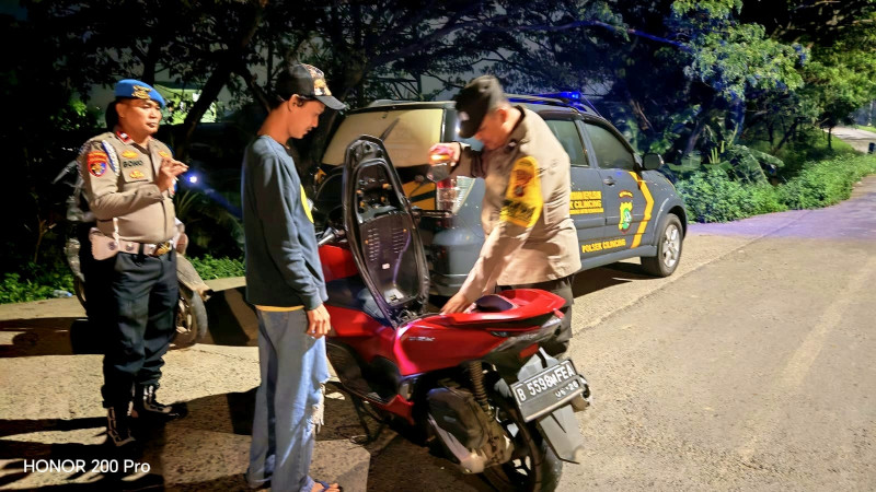 Patroli KRYD dan Razia Stasioner, Polsek Cilincing Intensifkan Antisipasi Tawuran dan Kejahatan Jalanan