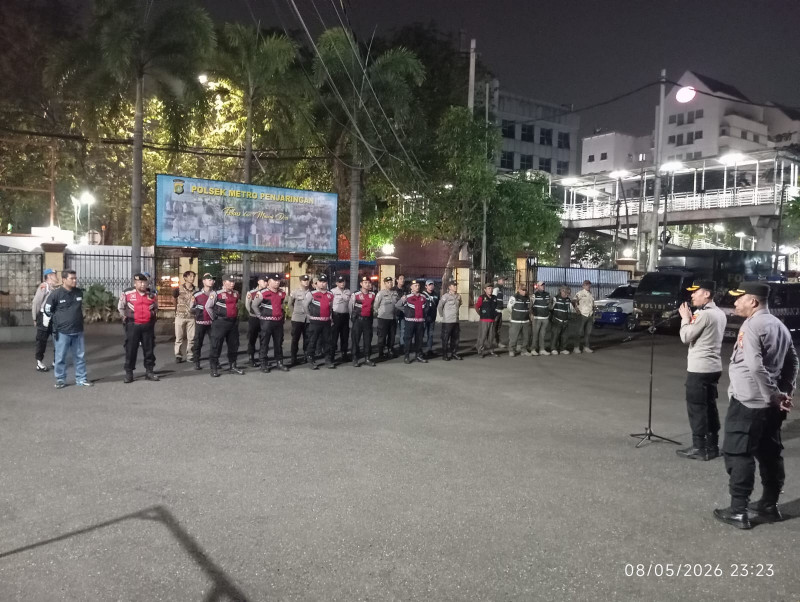 Polsek Metro Penjaringan Gelar KRYD Tengah Malam, Antisipasi Tawuran dan Kejahatan Jalanan