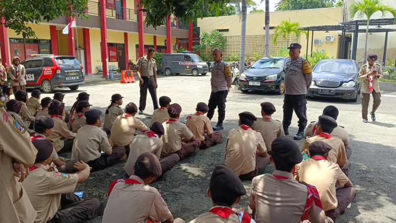 Polsek Metro Penjaringan Gelar Pembinaan Saka Bhayangkara, Tanamkan Disiplin dan Pengetahuan Kepolisian