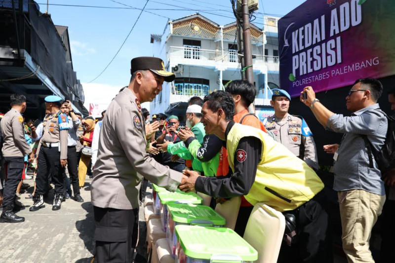 Resmikan Kedai ADO Presisi, Kapolda Sumsel: Driver Ojol Mitra Jaga Kamtibmas