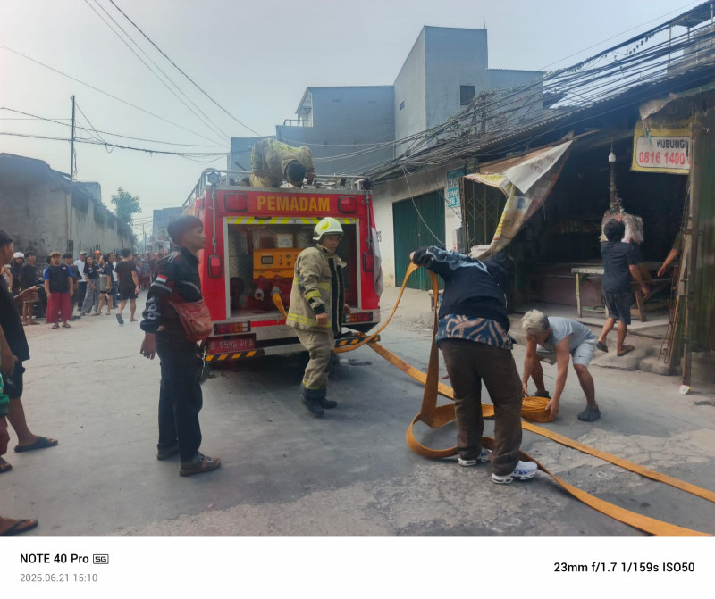 Si Jago Merah Mengamuk di Penjaringan, Lima Rumah dan Kontrakan Hangus Terbakar