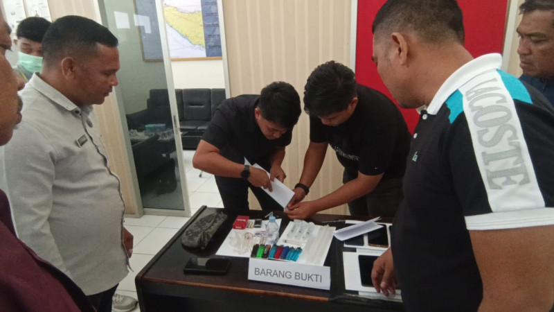 F1QR Lanal Sabang Bersama Warga Tangkap Pelaku Penyalahgunaan Narkoba