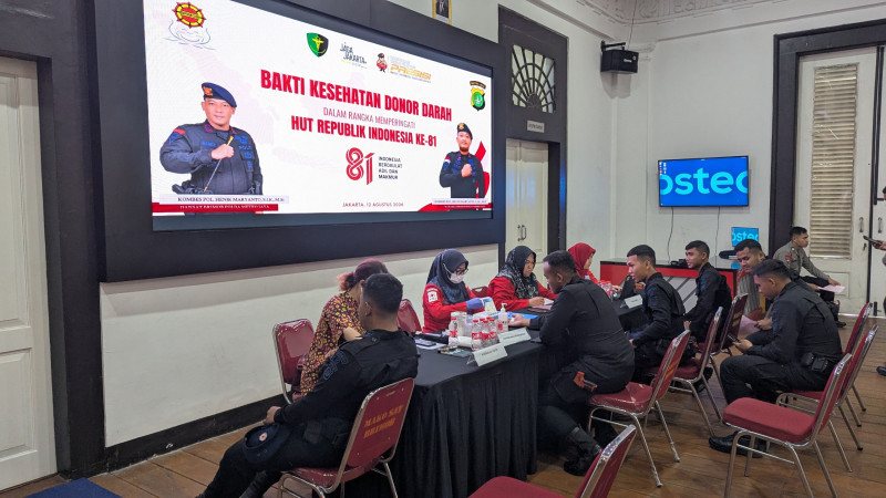 Brimob Polda Metro Jaya Gelar Donor Darah Sambut HUT ke-81 Kemerdekaan RI