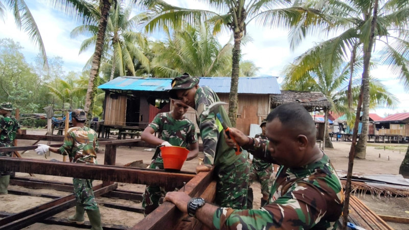 Pembangunan Rumah Terus Digenjot, Satgas TMMD Kodim 1710/Mimika Kejar Target Penyelesaian