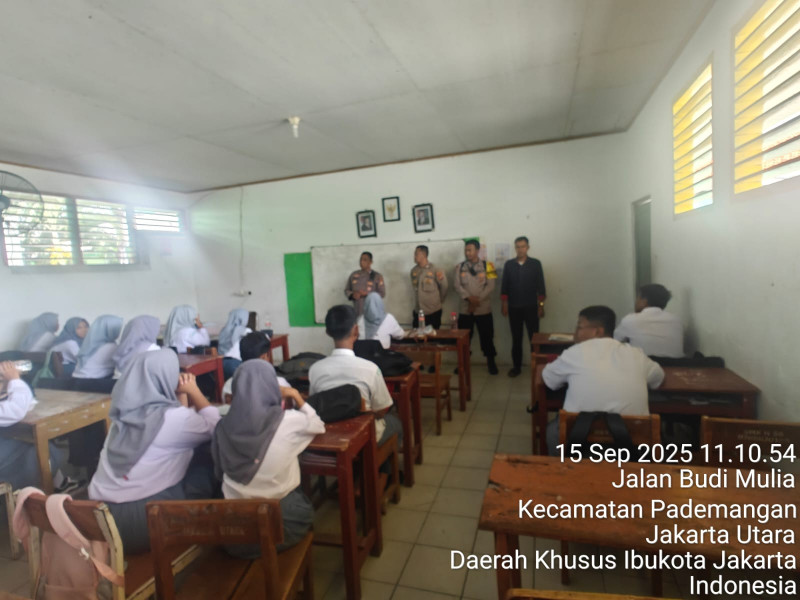 Polisi Sambangi SMK di Pademangan, Sosialisasi Bahaya Narkoba dan Kenakalan Remaja