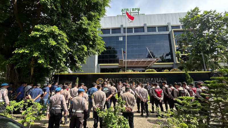 Polisi Gelar Apel Persiapan Pengamanan Aksi Unjuk Rasa di Kantor Pertanahan Jakarta Utara