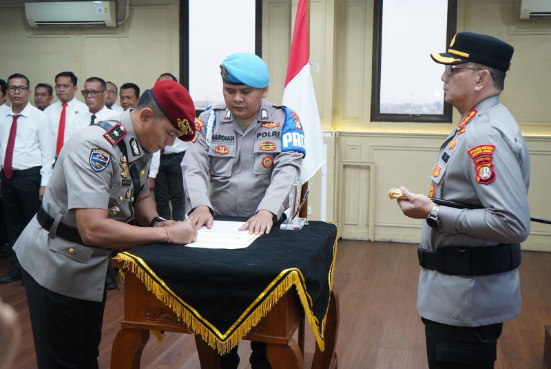 Sertijab Kapolsek Pademangan, Polres Metro Jakarta Utara Tekankan Profesionalisme dan Pelayanan Publik