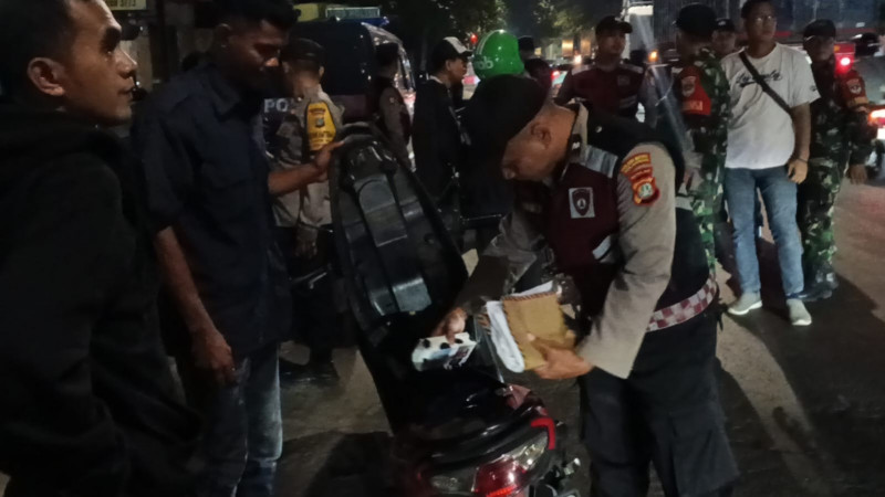 Polsek Metro Penjaringan Intensifkan Patroli KRYD, 10 Sepeda Motor Tanpa Surat Diamankan