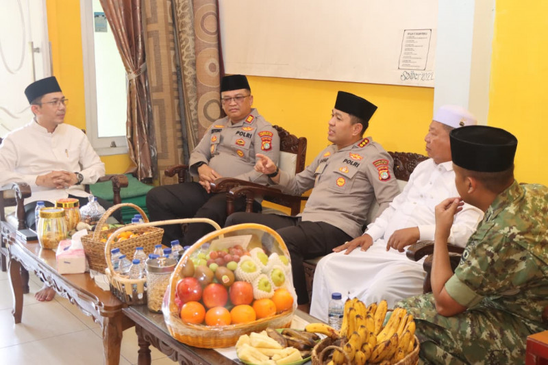 Dari Mimbar Masjid ke Silaturahmi, Kapolres Jauhari Serap Aspirasi Warga Benda