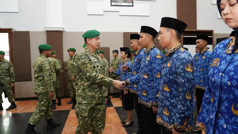 Pangdam Jaya Pimpin Pengambilan Sumpah/Janji PNS TNI AD Kodam Jaya
